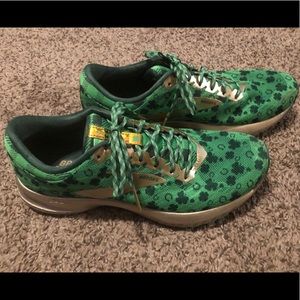 Brooks Shamrock Shoes